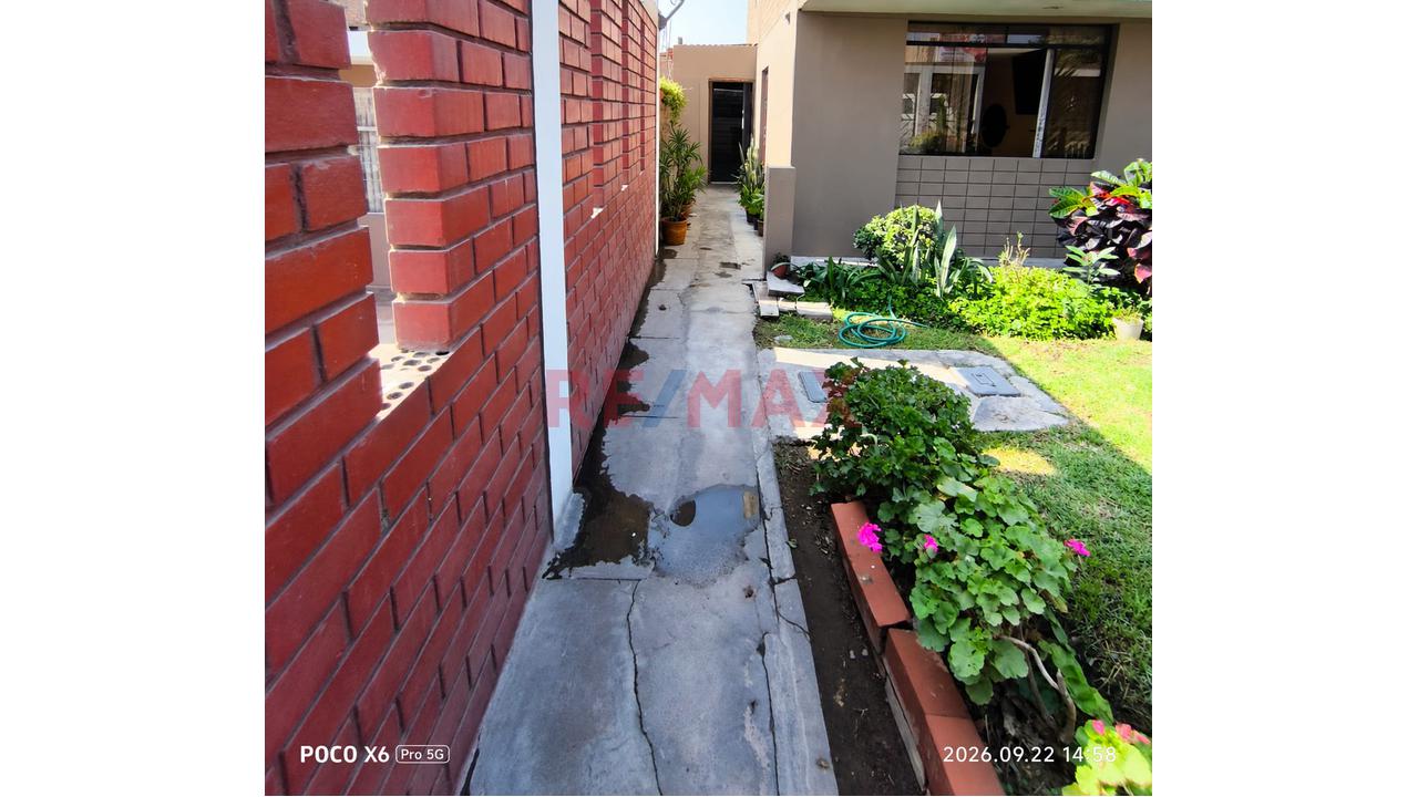 Primer Piso De Casa Con Amplio Potencial De Ampliación – Urb. Almirante Miguel Grau, Ventanilla — foto 2