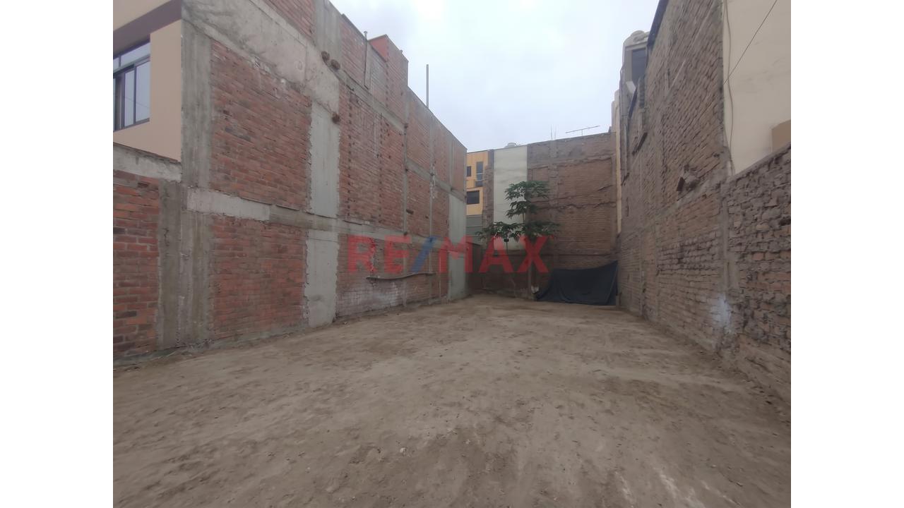 Se Alquila Terreno Para Local Comercial En La Molina - 160Mt2 - Calle Cataratas - 3