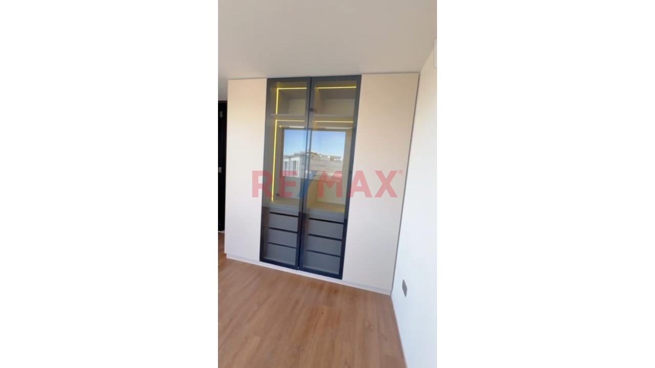 Vendo Amplio Departamento En Urb, Buganvillas - 6