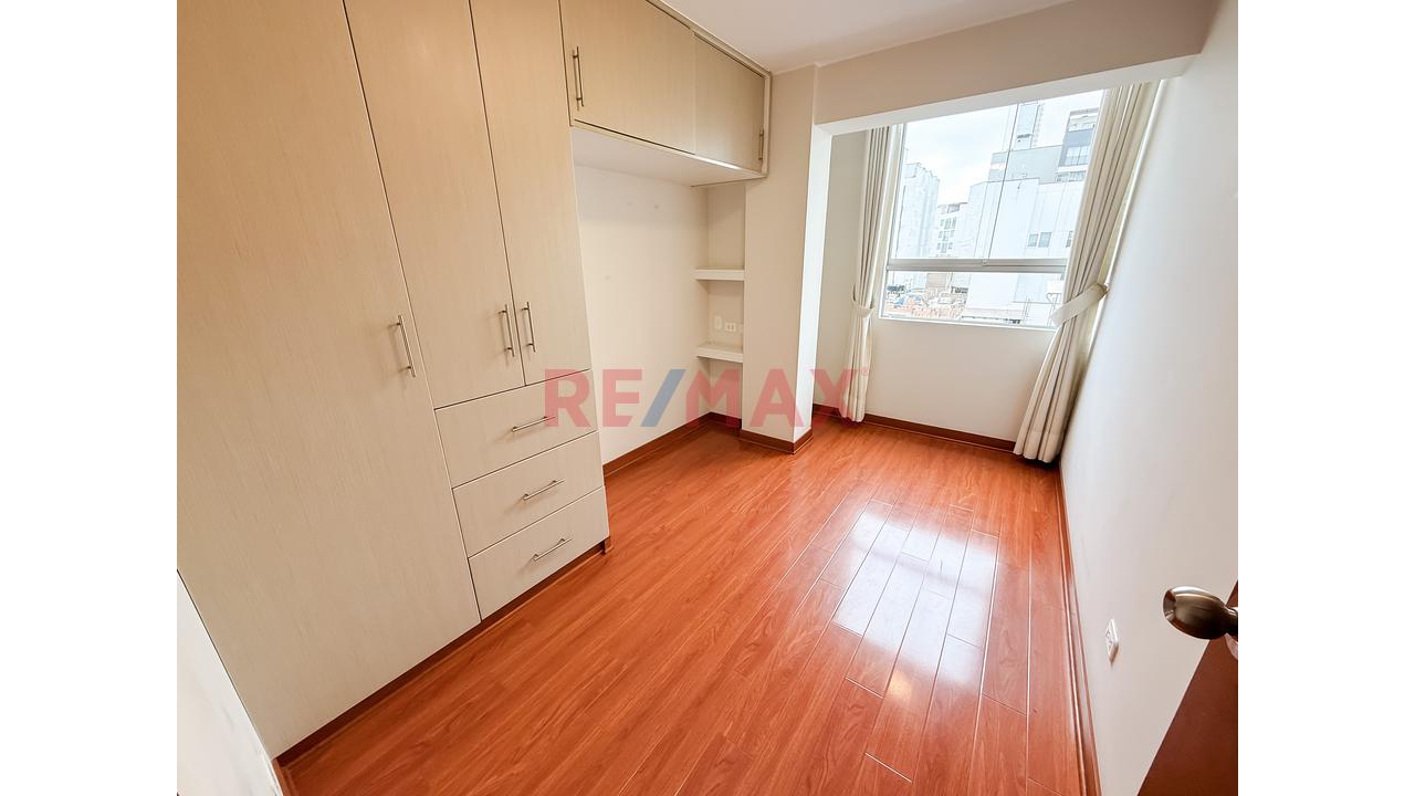 Alquiler Departamento En Surquillo - 12