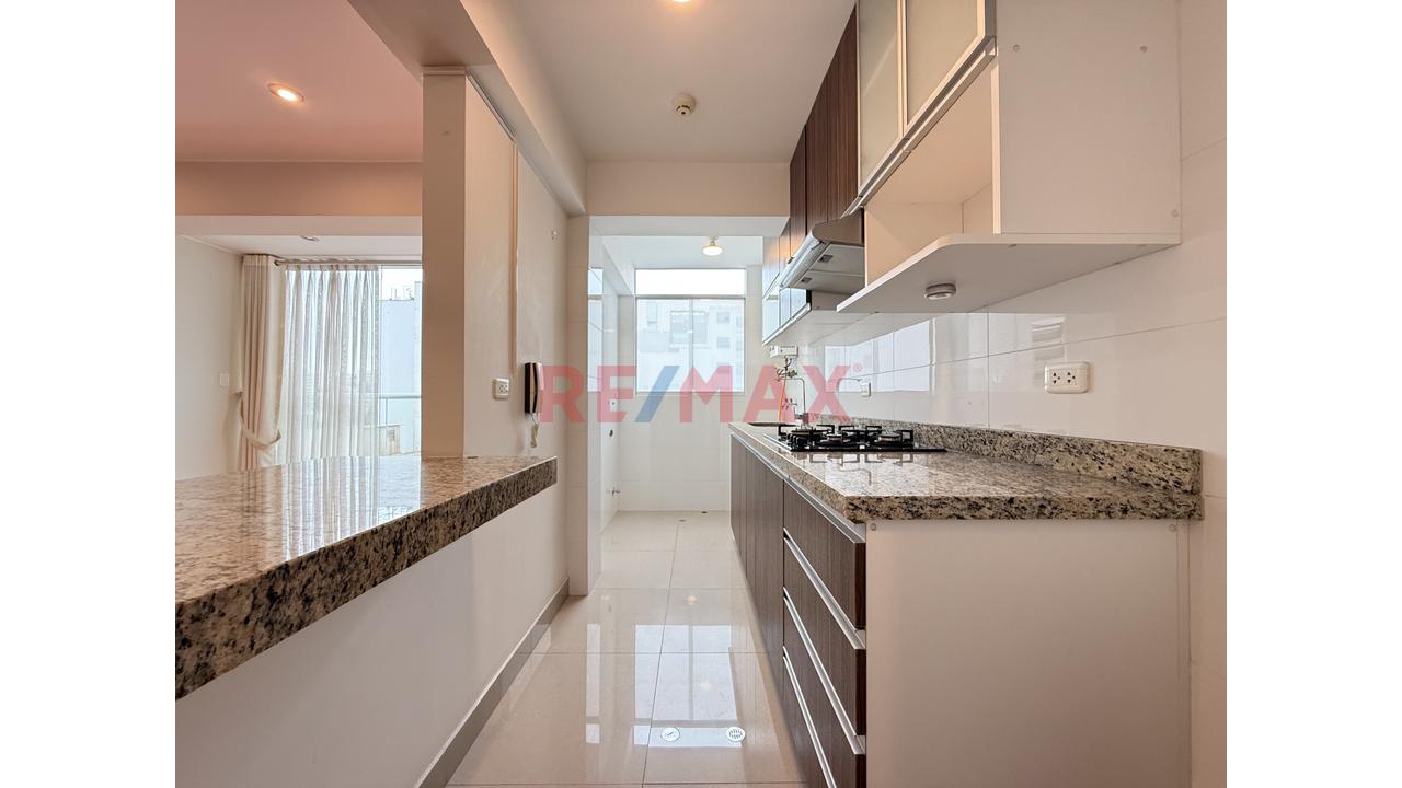 Alquiler Departamento En Surquillo - 2