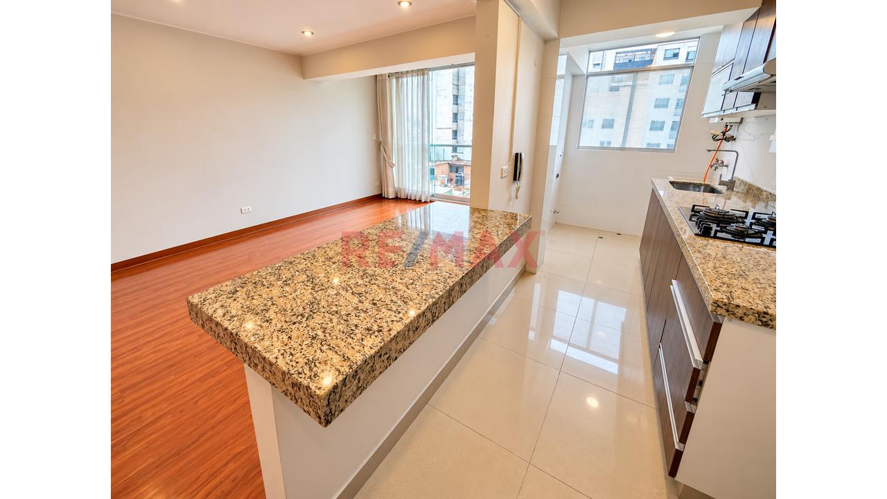 Alquiler Departamento En Surquillo - 2