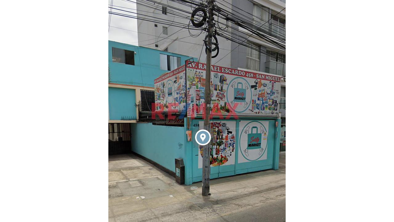 Local Comercial De 3 Pisos En Av. Rafael Escardó – San Miguel