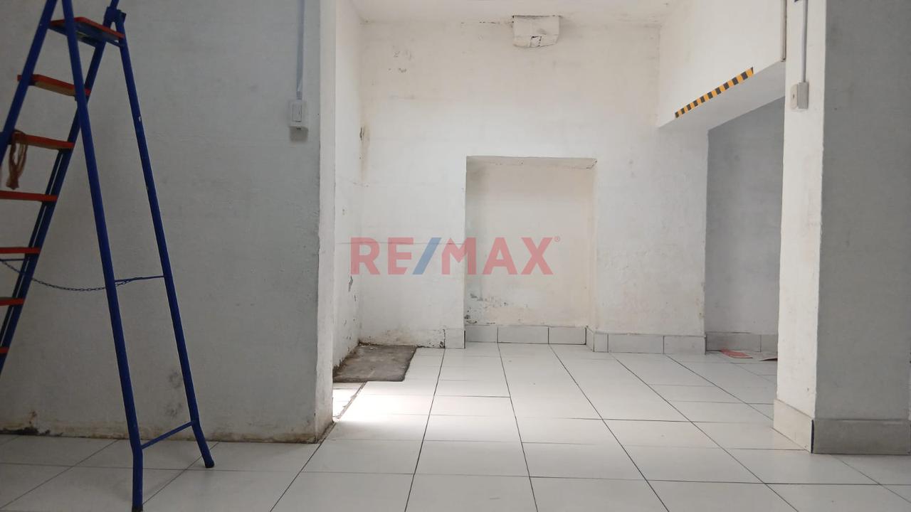 Alquiler De Tienda Comercial En Palacio Viejo – Cercado! — foto 4