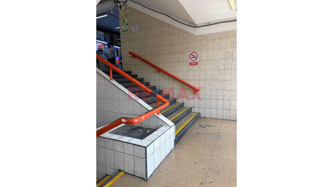 Stand Comercial En Venta - Centro De Lima - 3