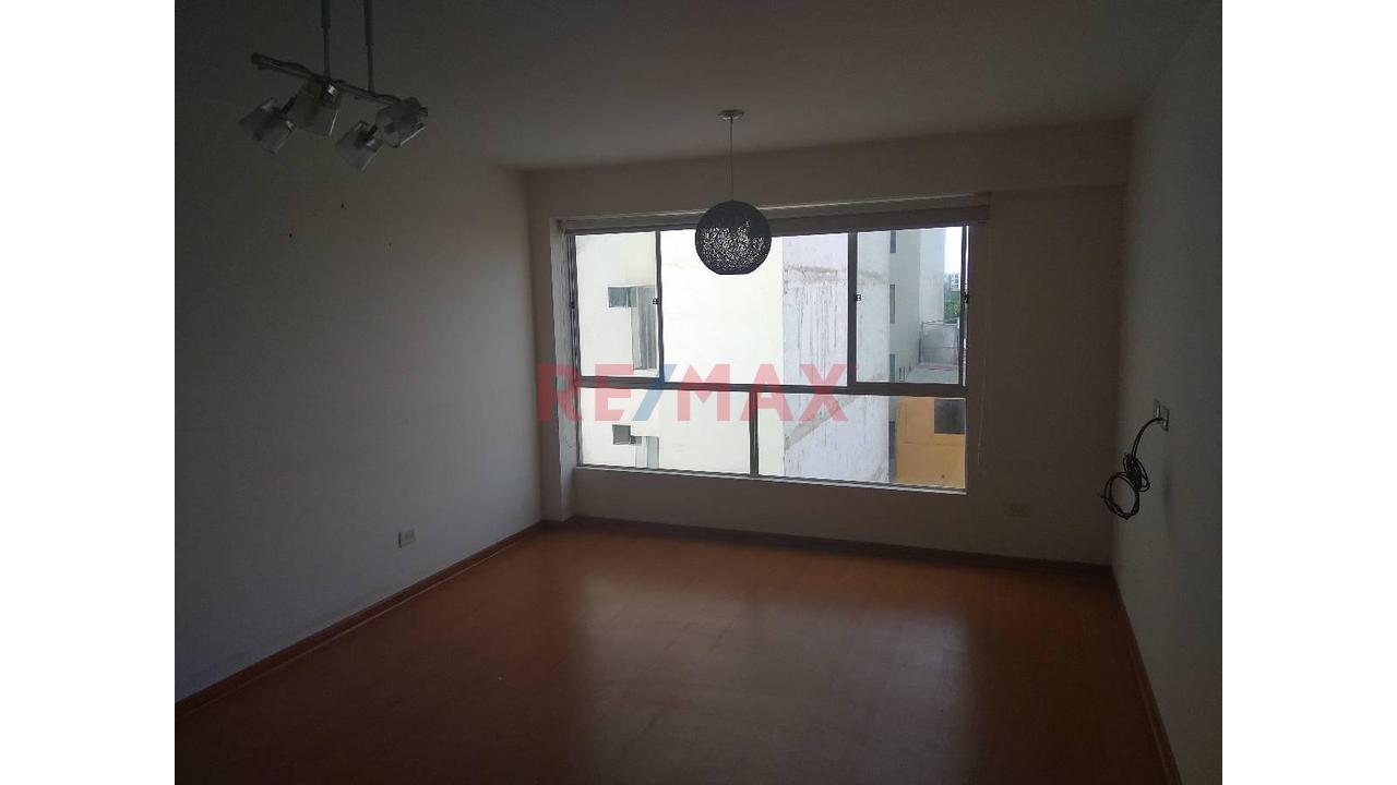 Triplex En Pueblo Libre: Amplitud, Privacidad Y Espacios Para Disfrutar En Familia — foto 3