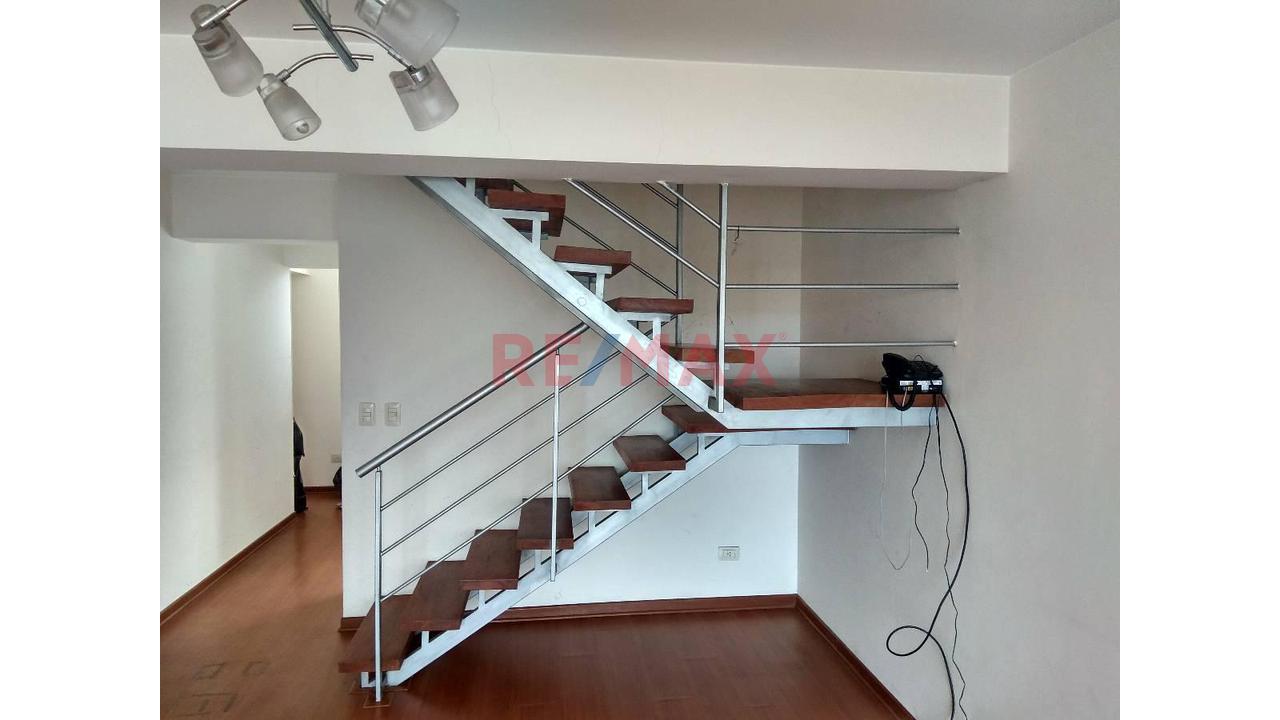 Triplex En Pueblo Libre: Amplitud, Privacidad Y Espacios Para Disfrutar En Familia — foto 4