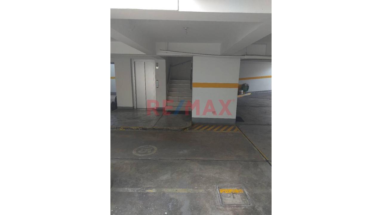 Triplex En Pueblo Libre: Amplitud, Privacidad Y Espacios Para Disfrutar En Familia — foto 9