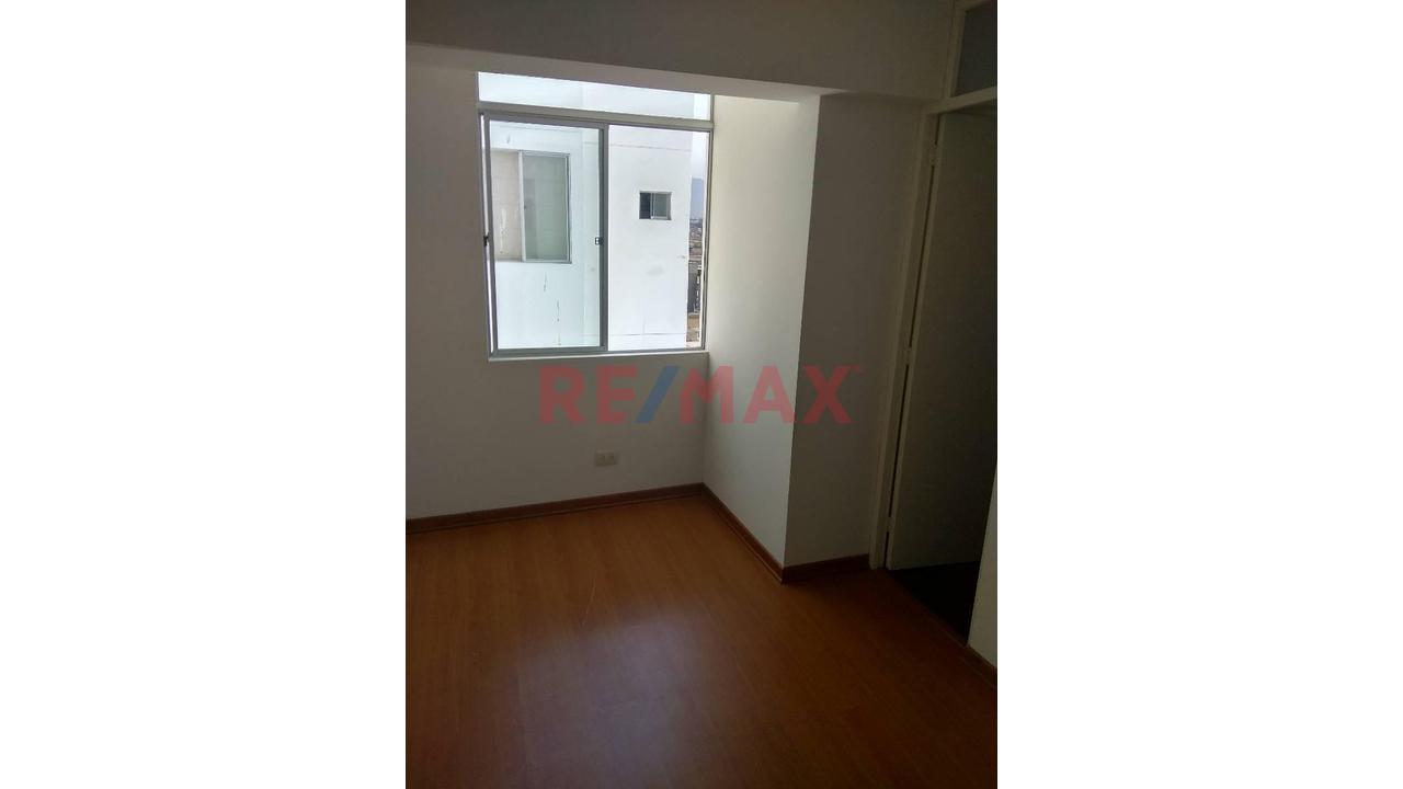 Triplex En Pueblo Libre: Amplitud, Privacidad Y Espacios Para Disfrutar En Familia — foto 14