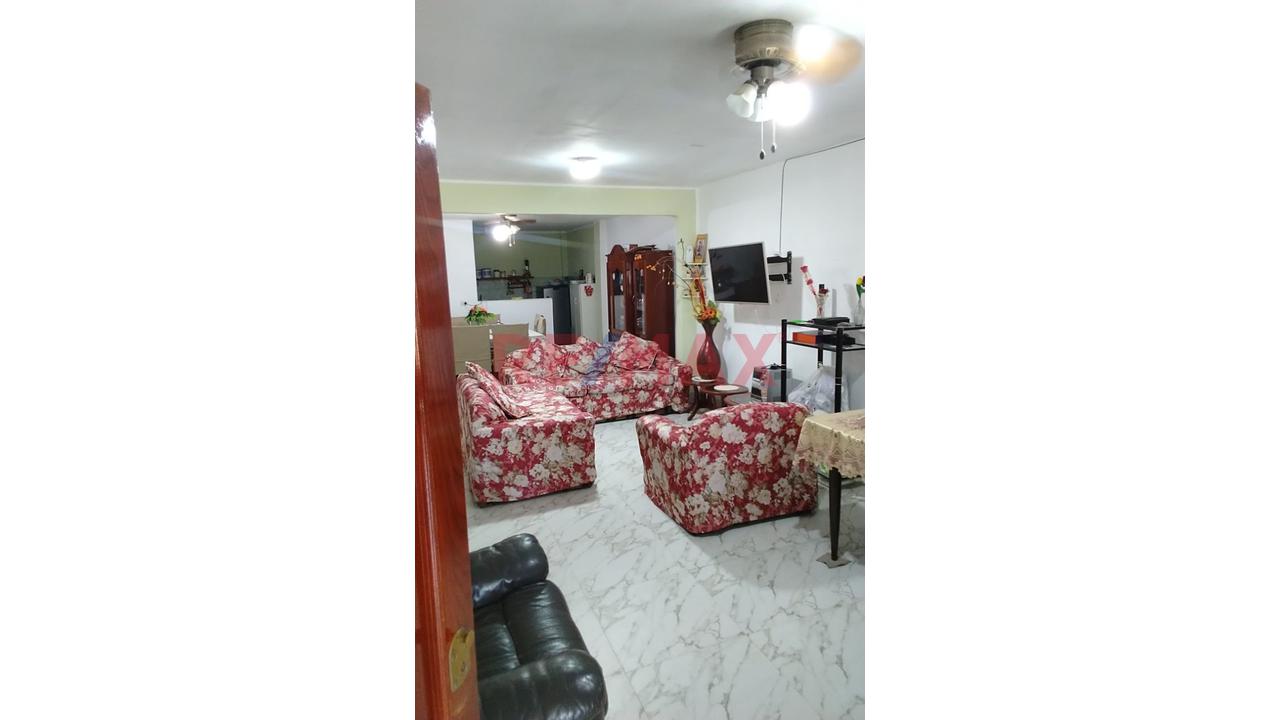 Casa De 2 Pisos En Venta A Pocos Minutos De Centro Civico , Minsa,  Frente A Parque Pariñas Talara — foto 5