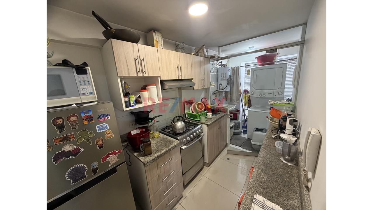 Venta De Departamento En Breña - 15