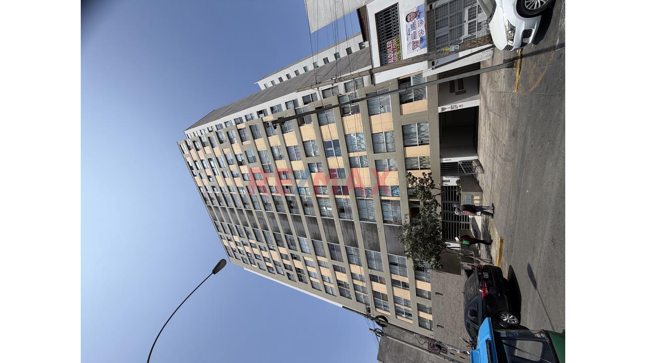 Venta De Departamento En Breña - 18