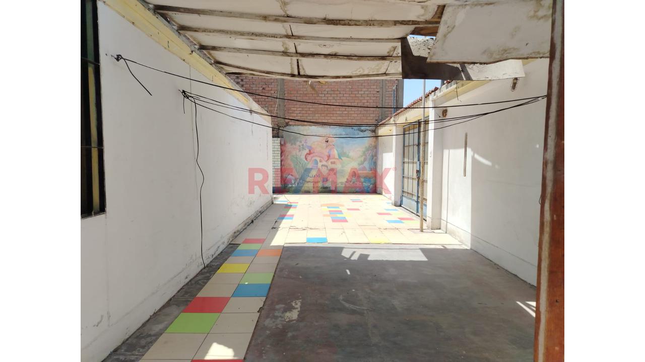 Alquiler Casa – En Esquina En Urb. Covida 1Ra Etapa 200M2 — foto 4