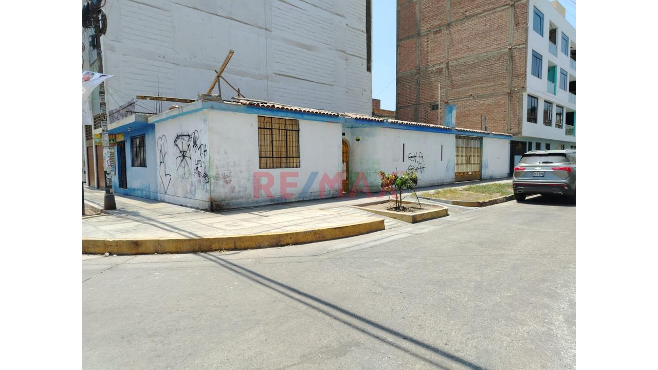 Alquiler Casa – En Esquina En Urb. Covida 1Ra Etapa 200M2 — foto 7