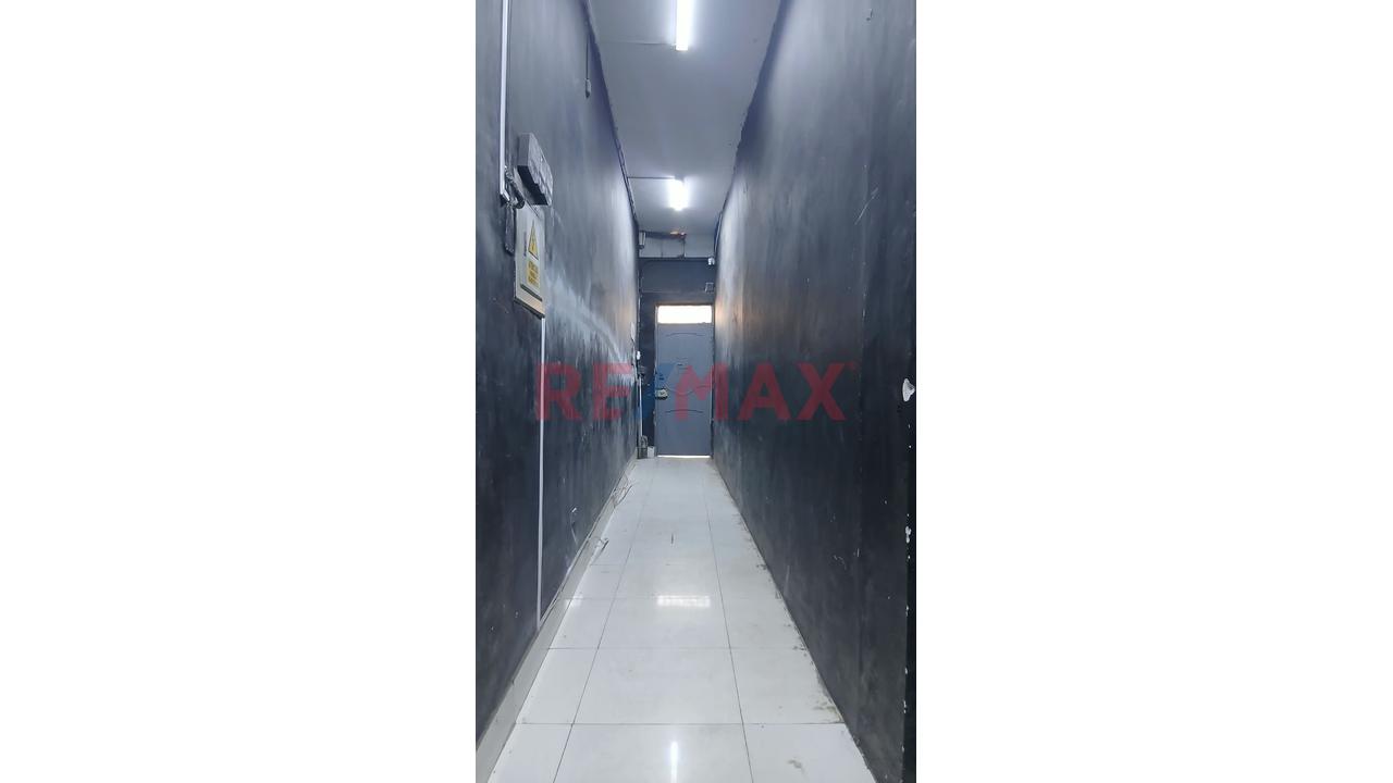 Alquiler De Local Comercial – Av. Sánchez Carrión | El Porvenir — foto 4