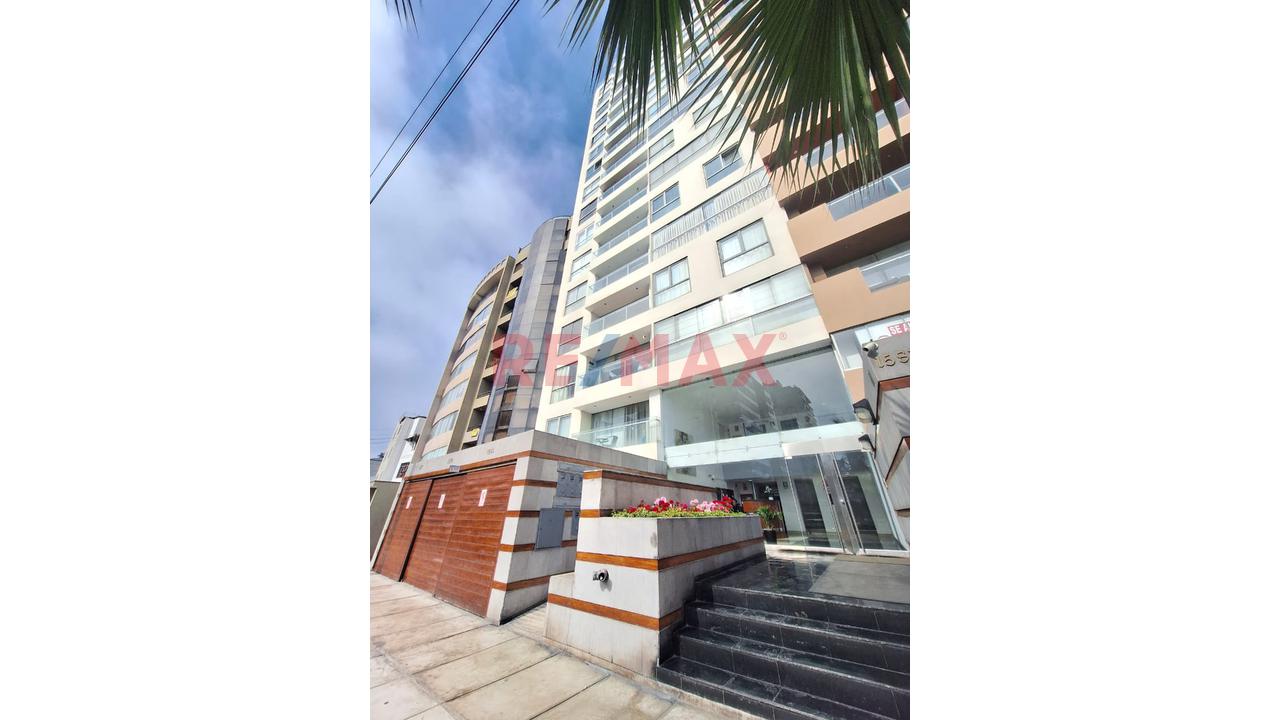 🏡 ¡Vive Frente Al Parque Armendariz Y Disfruta Miraflores Desde Las Alturas! 🌿✨
