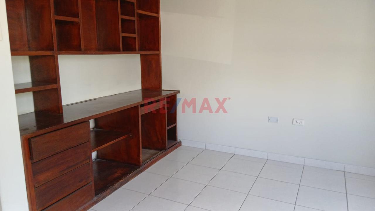 Departamento En Alquiler – Av. Metropolitana - 2