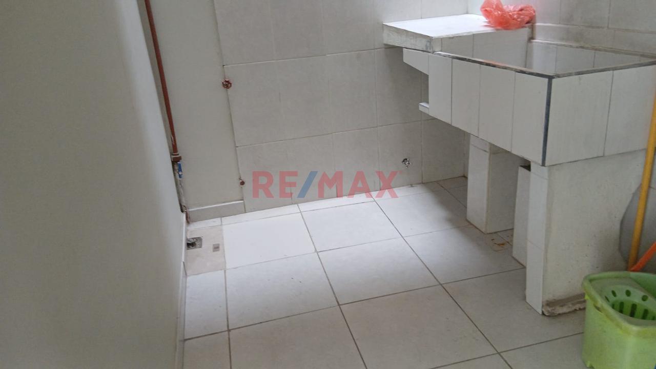 Departamento En Alquiler – Av. Metropolitana