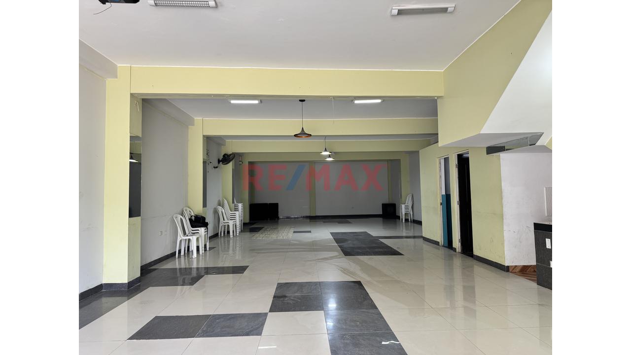 Local Comercial En Alquiler En Villa María Del Triunfo | 139 M² — foto 5