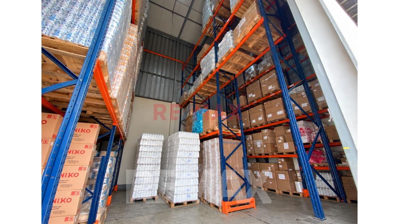Se Vende Local Industrial Para Producción De Alimentos En Ate - 20