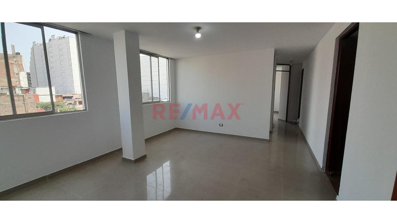 Se Vende Departamento Con Excelente Ubicación En Breña - 7