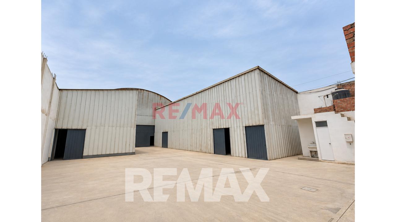 Alquiler De Local Industrial En Ancon - 3
