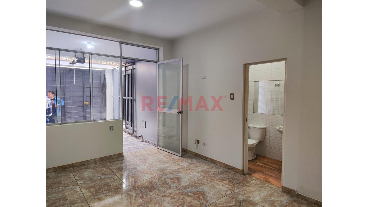 En Venta Departamento Flat En San Juan De Miraflores - 4