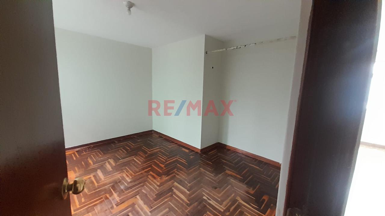 Venta De Amplio Departamento En Urb. El Naranjal – San Martín De Porres - 21