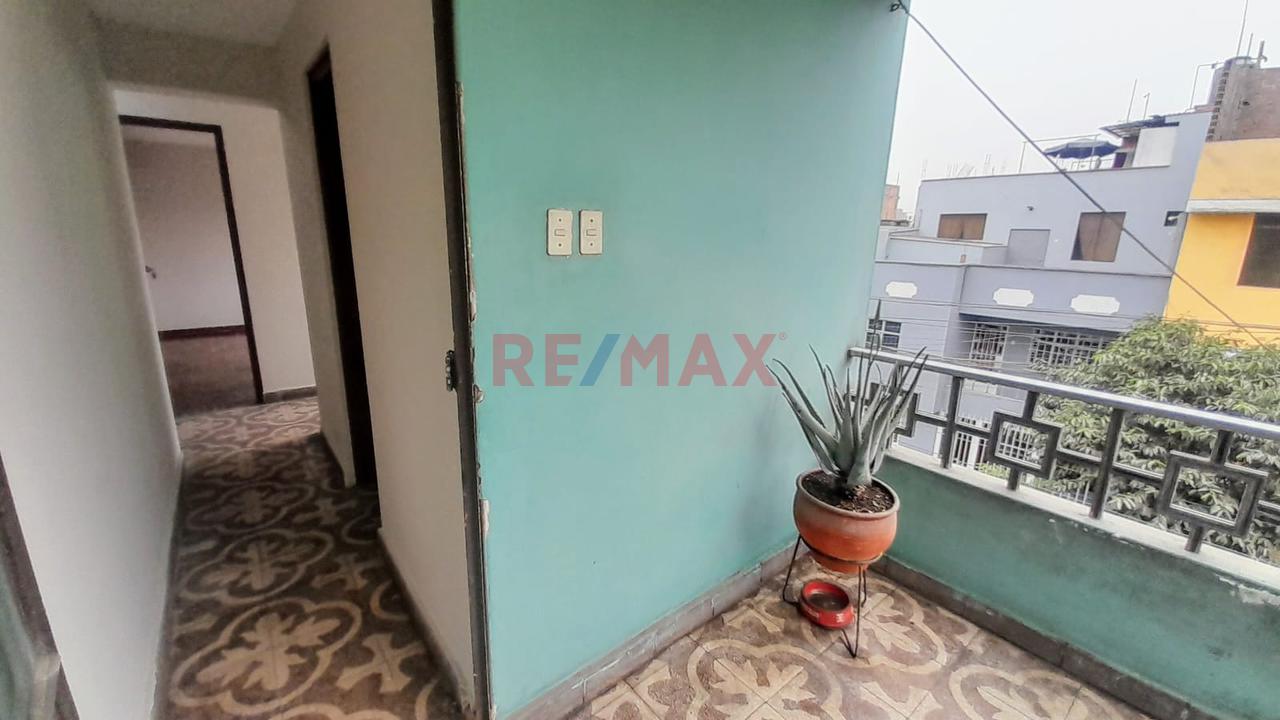 Venta De Amplio Departamento En Urb. El Naranjal – San Martín De Porres - 14