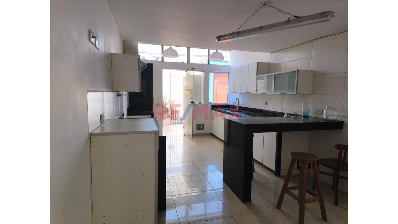 🏡 Casa En Alquiler En Surco 250 M2 | Amplitud, Confort Y Excelente Ubicación — foto 7