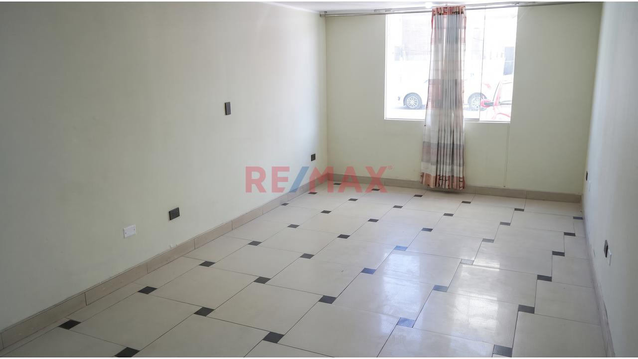 ¡Vive En Primer Piso Con Patios Propios! Departamento De 3 Dormitorios Y Cochera En Cerro Colorado! - 11