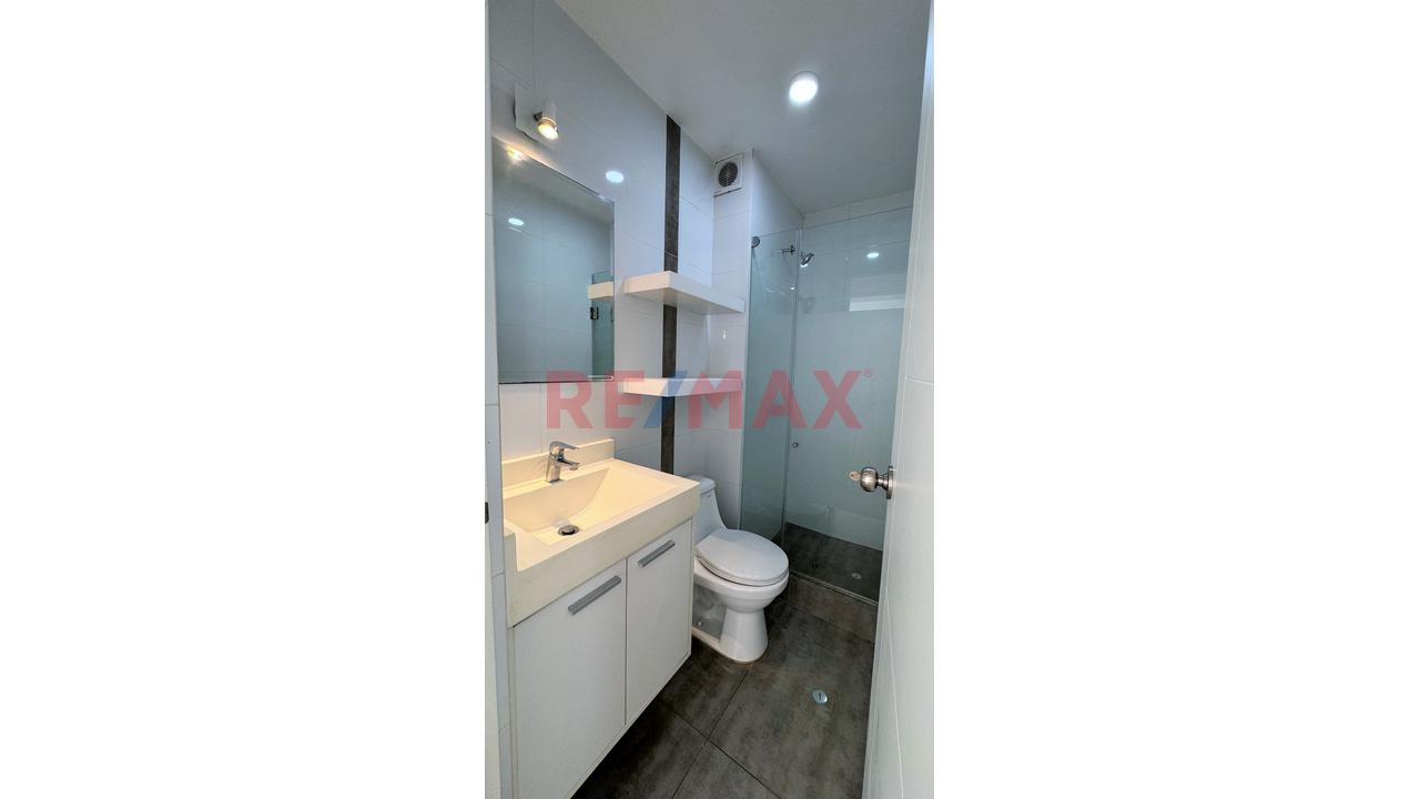 Alquiler De Departamento - Surquilo Límite Con San Isidro - 14