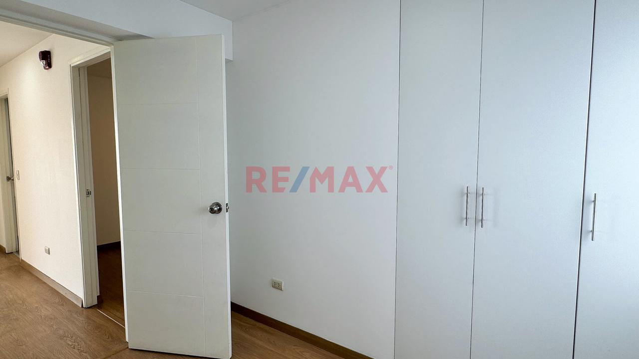 Alquiler De Departamento - Surquilo Límite Con San Isidro - 13