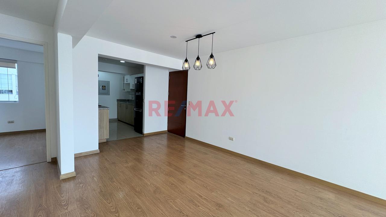 Alquiler De Departamento - Surquilo Límite Con San Isidro - 18