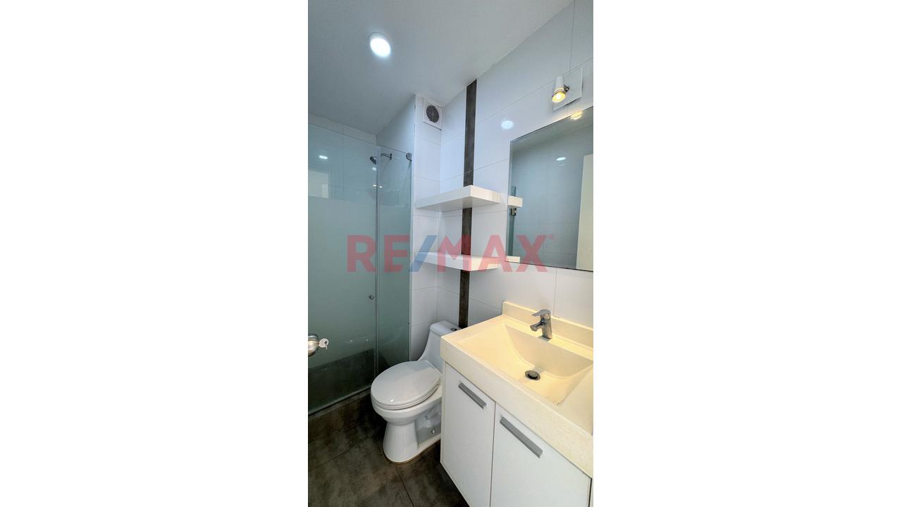 Alquiler De Departamento - Surquilo Límite Con San Isidro - 17