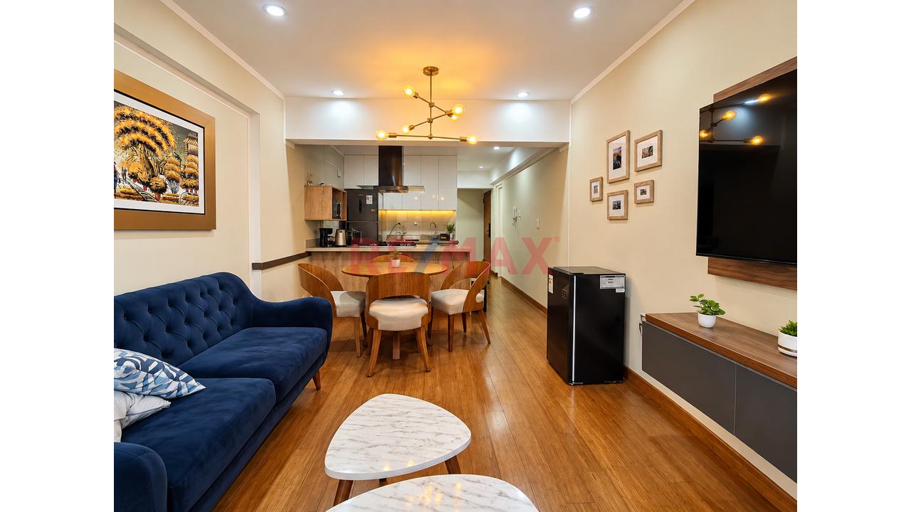 ✨ Departamento Con Terraza + Jacuzzi + Cochera - 2