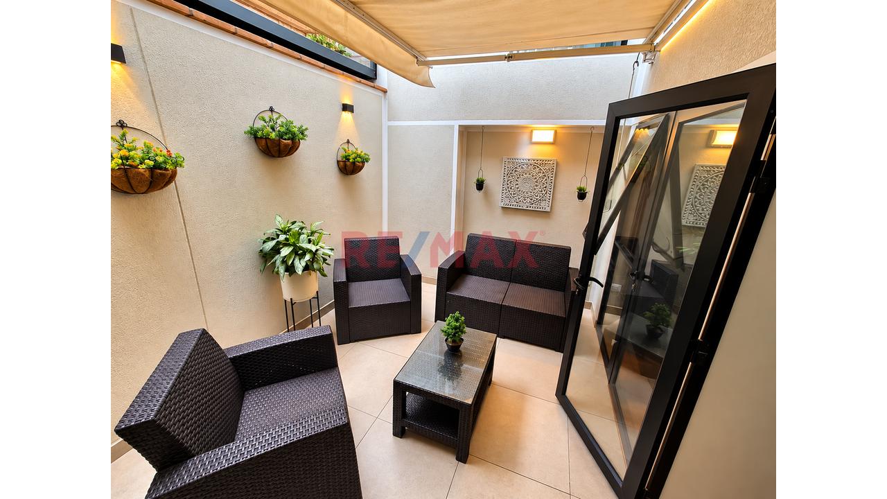 ✨ Departamento Con Terraza + Jacuzzi + Cochera - 11