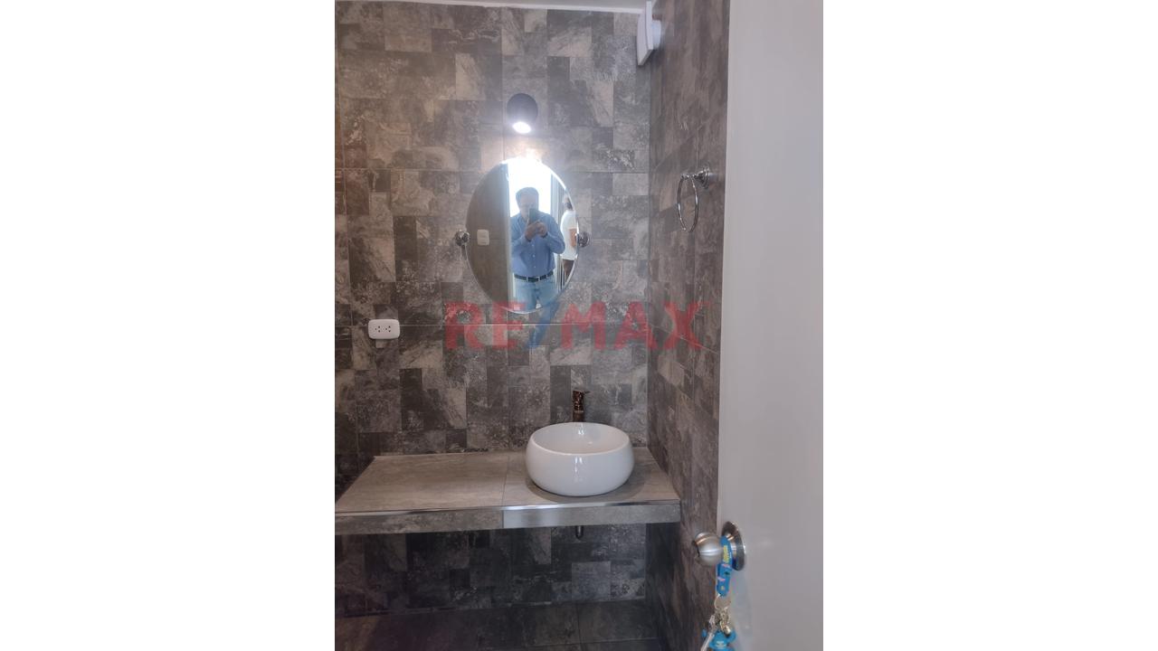Se Alquila Bonito Y Comodo Departamento De Estreno — foto 9