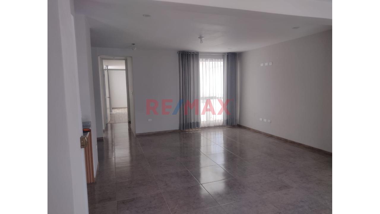Se Alquila Bonito Y Comodo Departamento De Estreno — foto 12