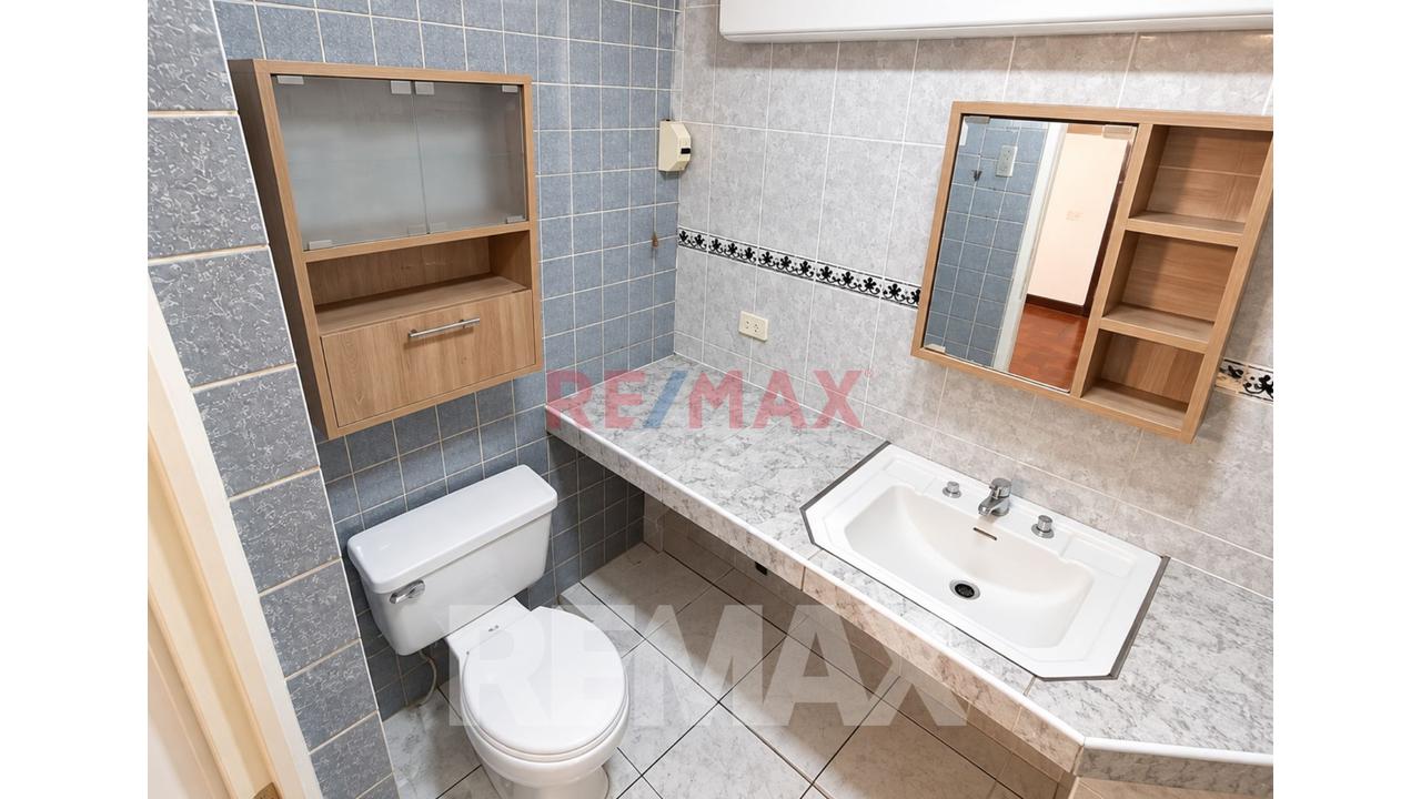 Alquiler   Local Comercial En Av Reducto - Miraflores — foto 11