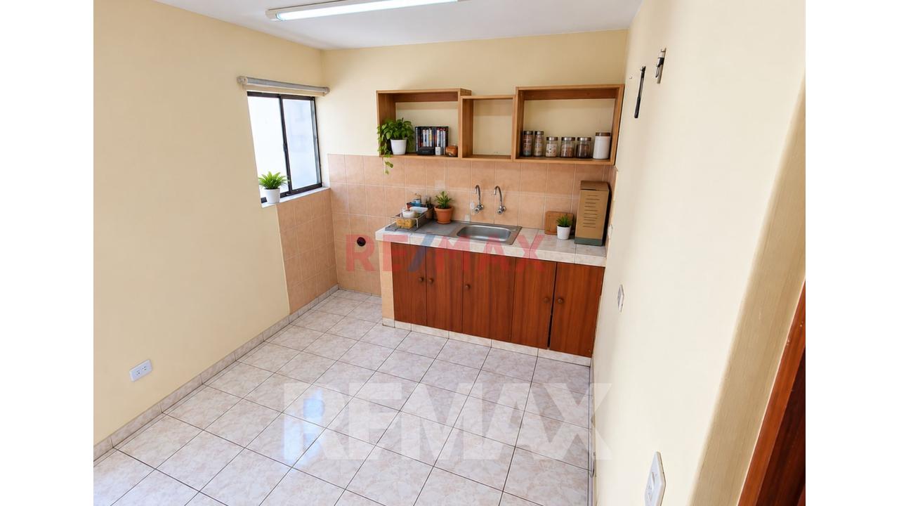 Alquiler   Local Comercial En Av Reducto - Miraflores — foto 15
