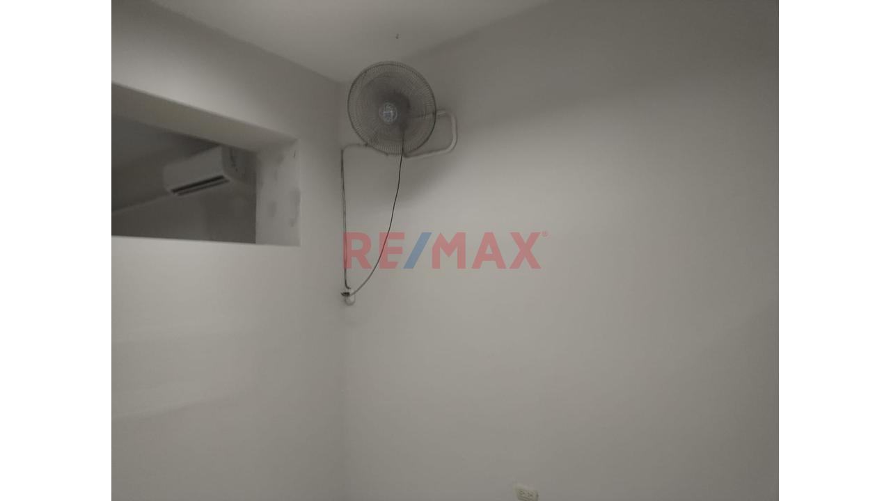 Alquiler De Local Comercial Primer Piso Cerca Al Quinto Puente — foto 8