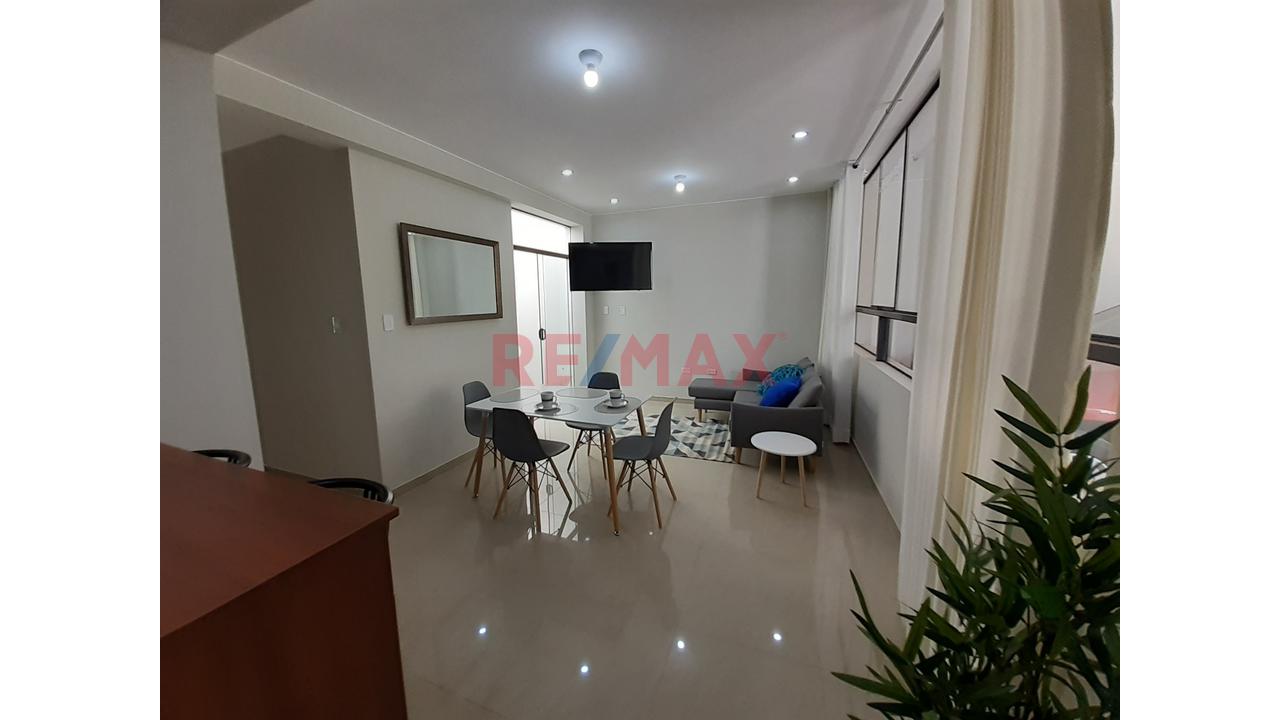 Departamento En Alquiler Amoblado S/ 1,800 – 1Er Piso | Cayma - 6