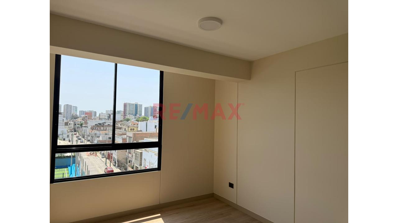 Departamento De Estreno De 2 Dormitorios Con Balcón – Pueblo Libre, Límite Con Jesús María — foto 3