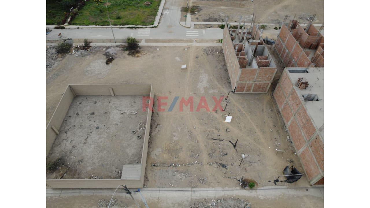 Venta De Terreno De 112 M² En La Floresta, Carabayllo — foto 4