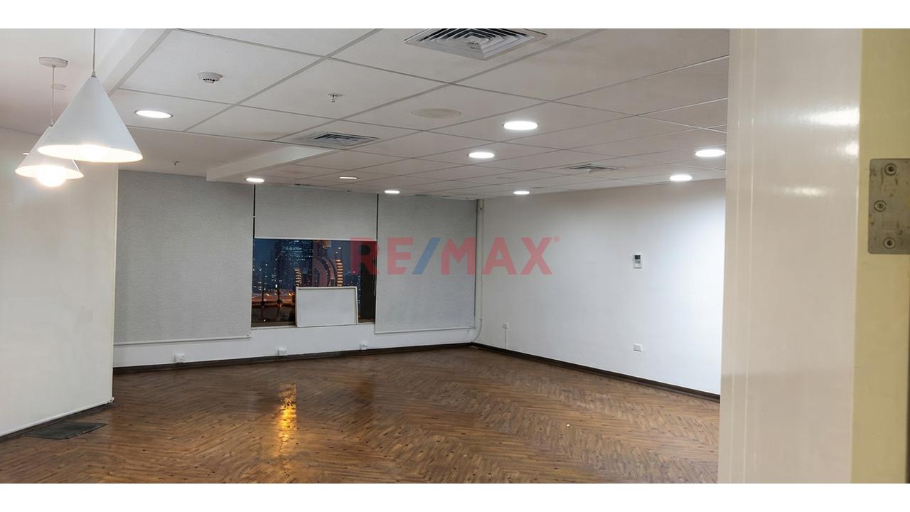 Alquilo Local / Oficina En 1Er Piso, 2 Cocheras, Con Ingreso Independiente – San Borja — foto 3