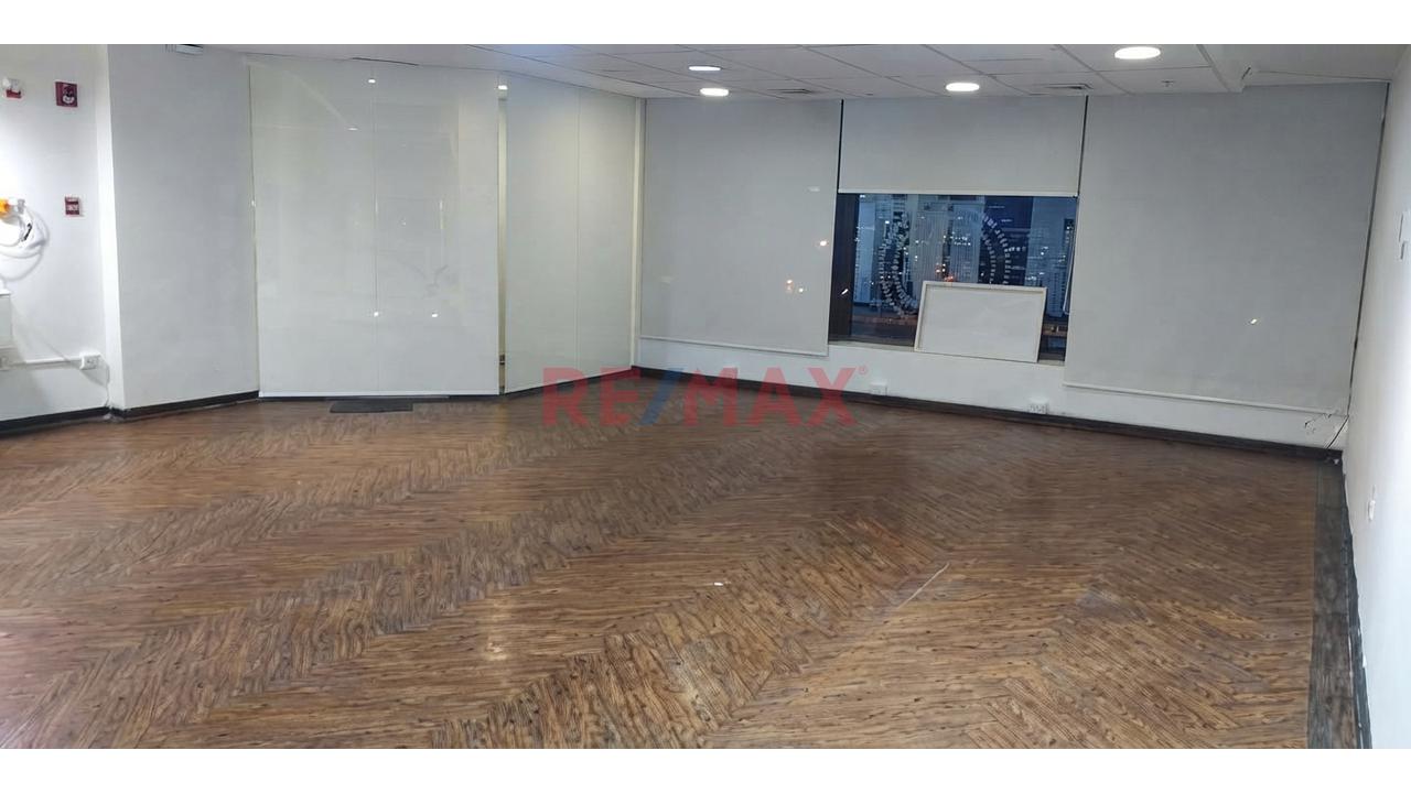 Alquilo Local / Oficina En 1Er Piso, 2 Cocheras, Con Ingreso Independiente – San Borja — foto 2
