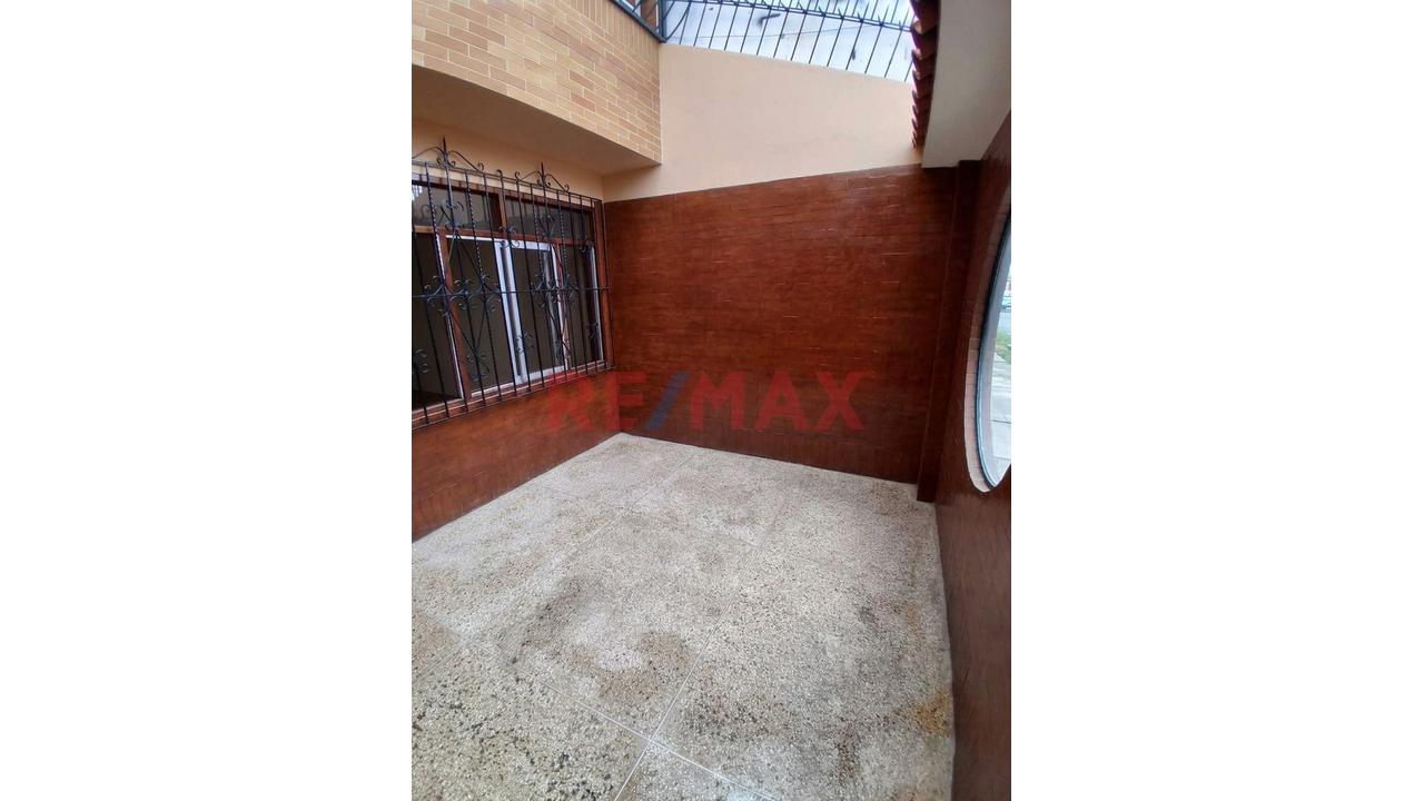 🏠 Se Alquila Acogedor Departamento En 1Er Piso – 95 M² - 4