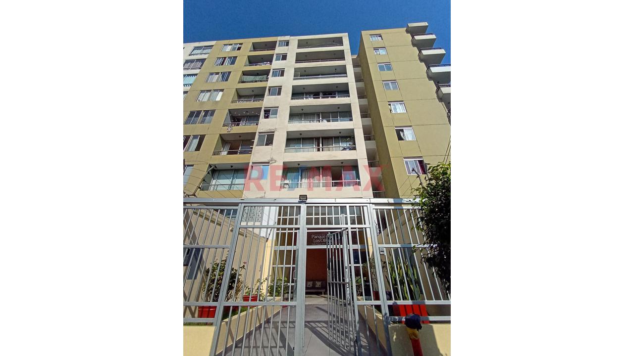 Vendo Moderno Departamento En Piso 4 - Condominio Parque Los Olivos - Los Olivos — foto 4