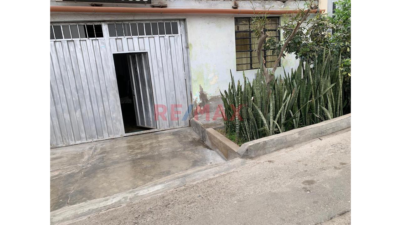 Venta De Terreno Frente A Mercado En San Juan De Miraflores - 1